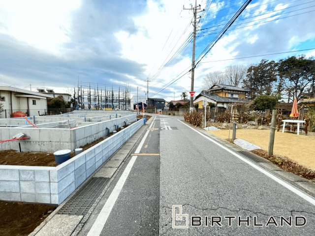 新築戸建・新築建売　大泉町寄木戸第17　西小・西中の前面道路含む現地写真
