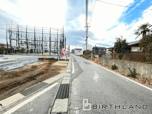 新築戸建・新築建売　大泉町寄木戸第17　西小・西中の前面道路含む現地写真