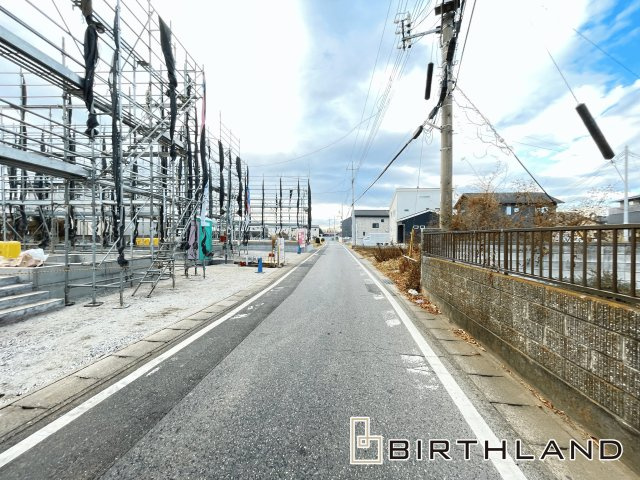 新築戸建・新築建売　大泉町寄木戸第17　西小・西中の前面道路含む現地写真