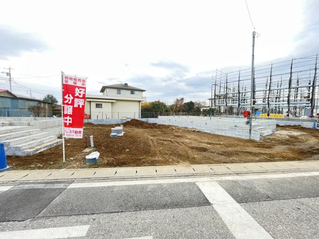 新築戸建・新築建売　大泉町寄木戸第17　西小・西中の前面道路含む現地写真