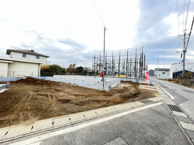 新築戸建・新築建売　大泉町寄木戸第17　西小・西中の前面道路含む現地写真