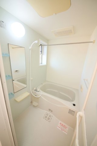 メゾン　ラダーの浴室