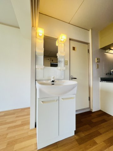 マンション朝霧2号館の洗面所