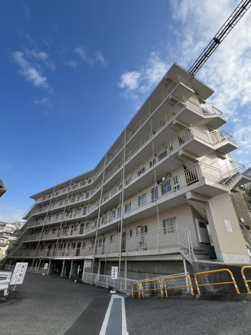 マンション朝霧2号館の外観