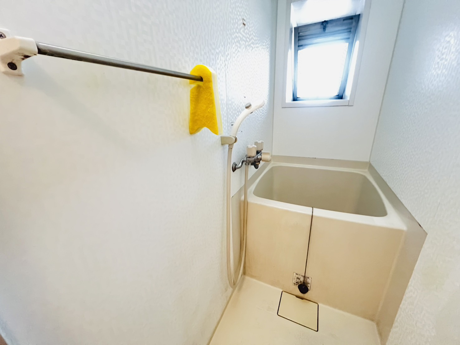 マンション朝霧2号館の浴室