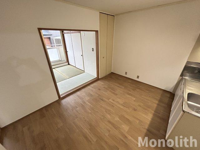 エムズ黒鳥Bの居間・リビング