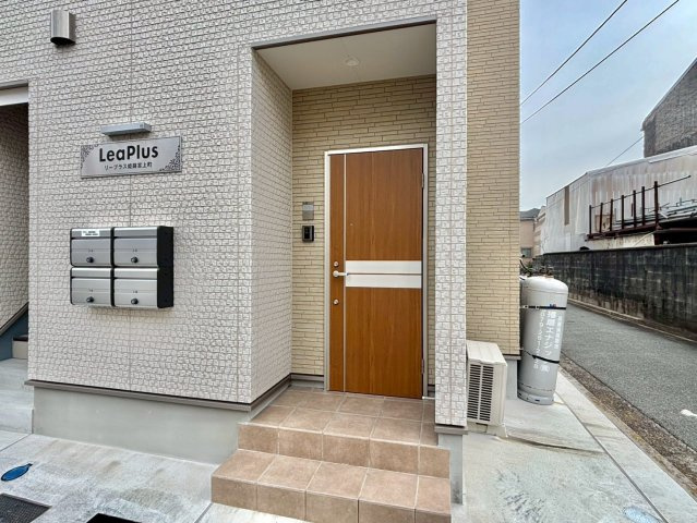 リープラス姫路宮上町のエントランス