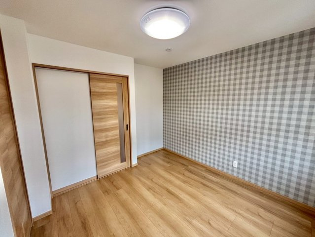 リープラス姫路宮上町の洋室