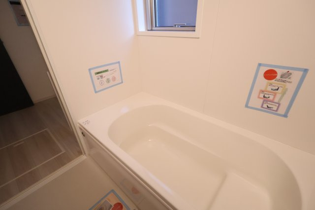《仲介手数料無料》南区辻６丁目8-10新築一戸建てFiTの浴室