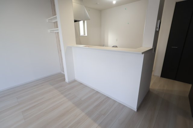 《仲介手数料無料》南区辻６丁目8-10新築一戸建てFiTのキッチン