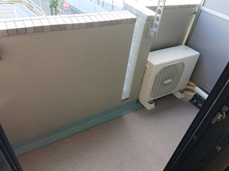 ルーブル学芸大学七番館　敷金礼金0　エレベータ―　オートロックのバルコニー