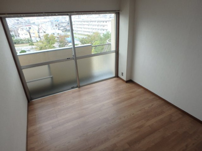【居間・リビング】 | 東朋第一マンション　 | ゆったり過ごせるリビングです