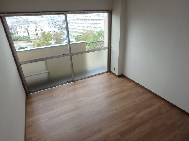 【居間・リビング】 | 東朋第一マンション　 | ゆったり過ごせるリビングです