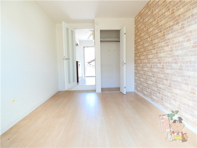 ウェーブレジデンス西川原の居間・リビング