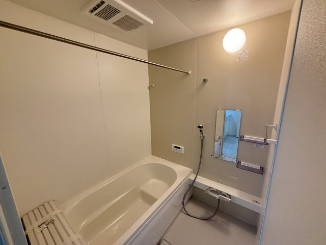 Erde天白区御前場町2期｜名古屋市の戸建ならホームアップの浴室|浴室乾燥機付きで雨の日のお洗濯もラクラク♪