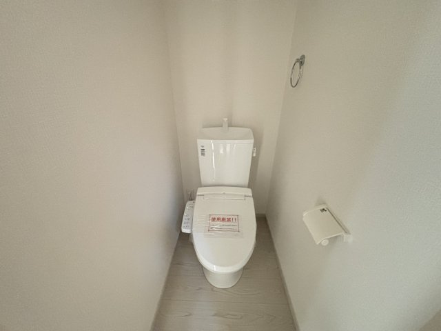 Erde天白区御前場町2期｜名古屋市の戸建ならホームアップのトイレ|シャワートイレ