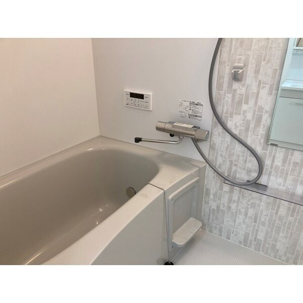 クレアール八戸ノ里の浴室