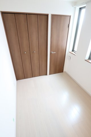大阪市都島区都島中通３丁目の賃貸マンションの寝室