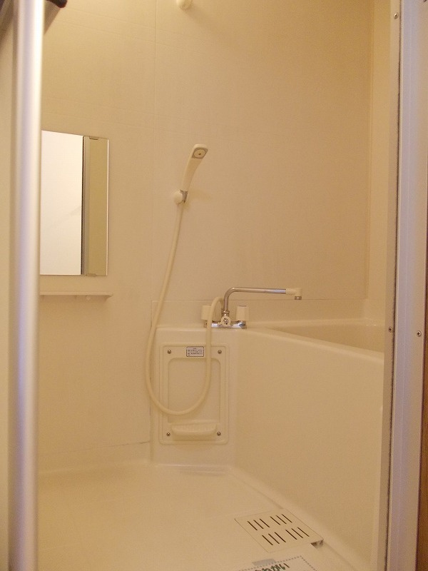 フローラルⅠの浴室|バス