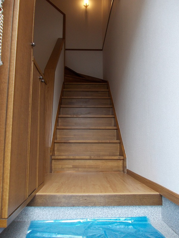 フローラルⅠの玄関|玄関