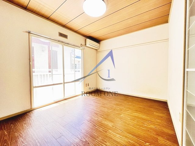 ロイヤルハイツ２