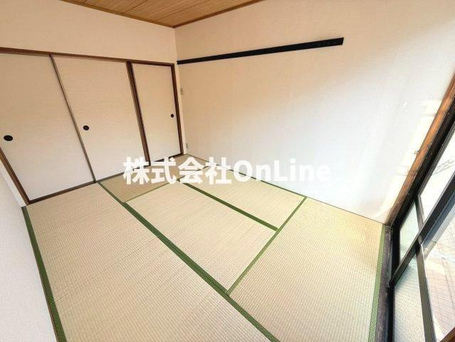 八尾市本町６丁目のハイツの和室