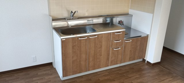 サンライズ（朝日３丁目）のキッチン