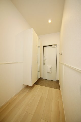 ジュネスハヤカワスリーの玄関