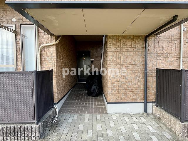 フォブールあすたのエントランス