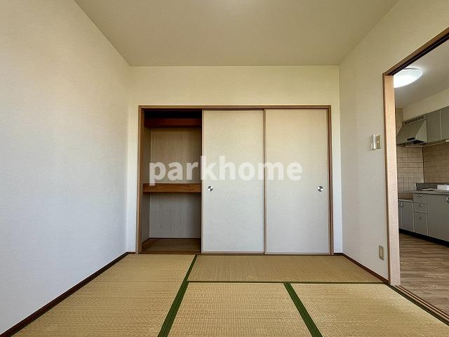 フォブールあすたの和室