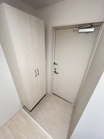 大阪市城東区中浜３丁目の賃貸マンションの玄関