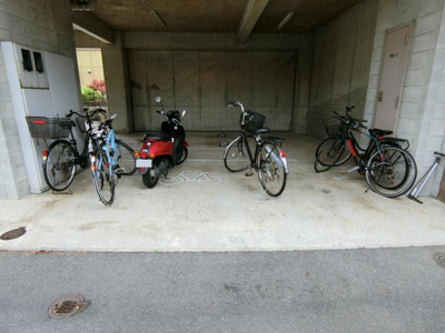 【駐車場】 | リバーコートC