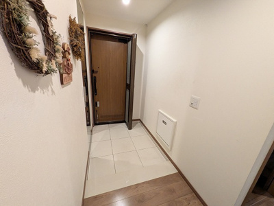 【玄関】 | サンパーク城野駅前EXIA（A-11）