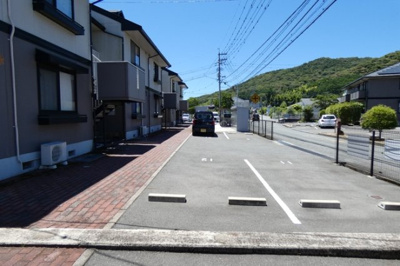 【駐車場】 | パークサイド吉敷 B棟