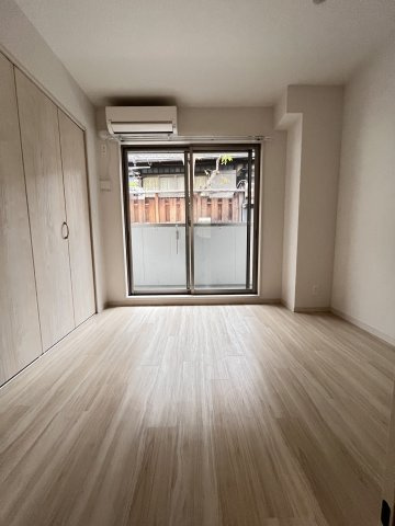 大阪市城東区中浜３丁目の賃貸マンションの寝室