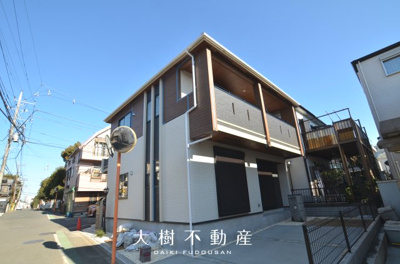 【外観】 | 座間市小松原２丁目　新築戸建て　全１棟【仲介手数料無料】 | 建物完成しました！！内見可能です♪