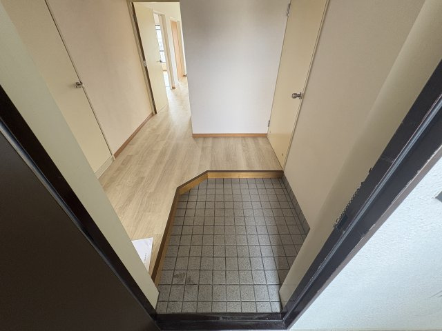 コーポ久兼の玄関