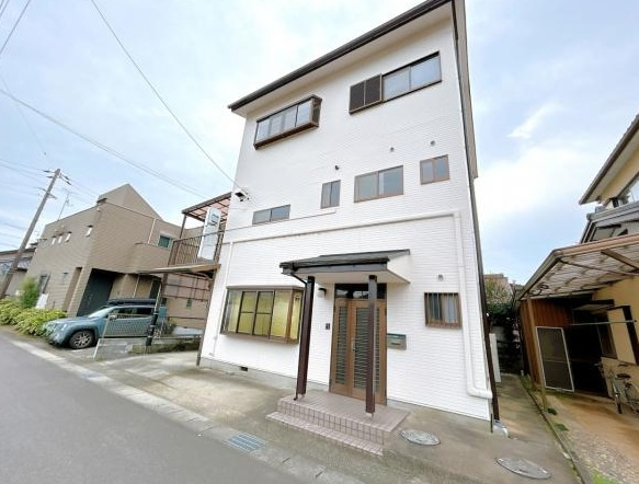 各務原市鵜沼羽場町6丁目の外観