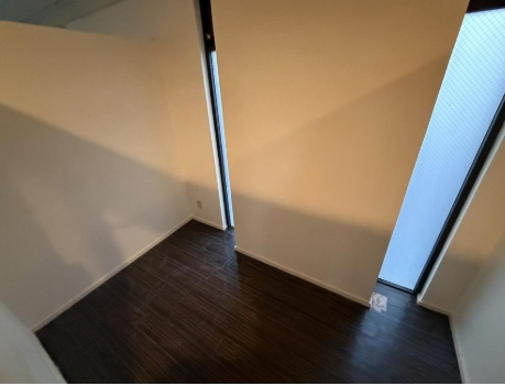 ＹＭ－２ビルの内装