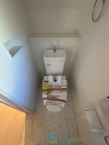 平塚市岡崎10期　新築戸建　全30棟26号棟のトイレ