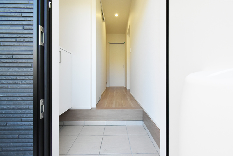 久留米市上津２丁目のアパートの玄関