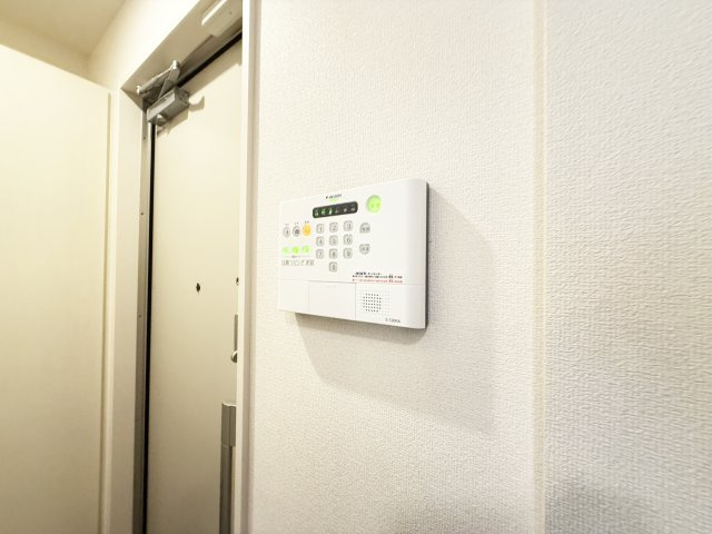 エクレールの周辺|マクドナルド万々店（245ｍ）