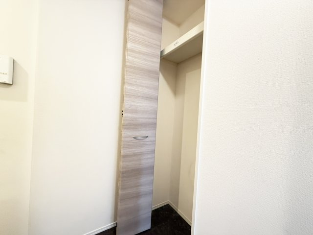 エクレールの周辺|TSUTAYA中万々店（130ｍ）