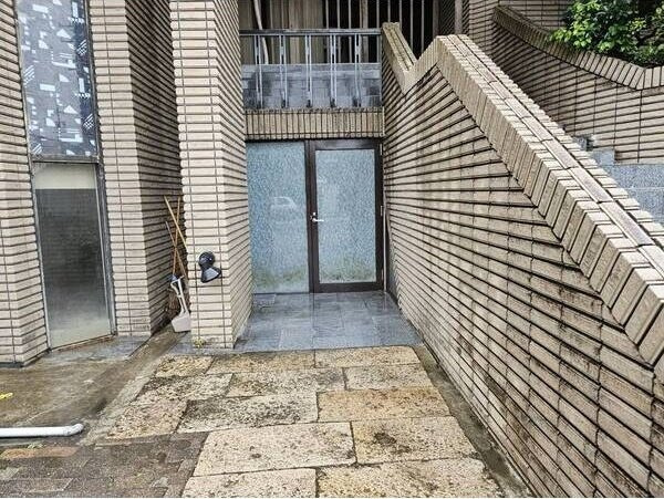 DK豊明ビルの外観