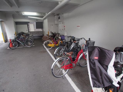 【その他共用部分】 | シャトー元町 | 駐輪場
