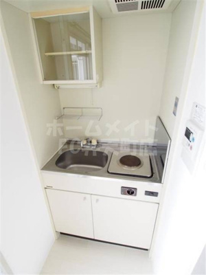 【キッチン】 | シャトー元町 | お料理しやすいキッチンです