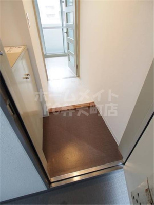 【玄関】 | シャトー元町 | 落ち着いた玄関です