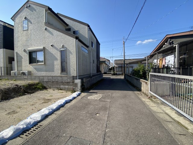吉野町　売地の前面道路含む現地写真