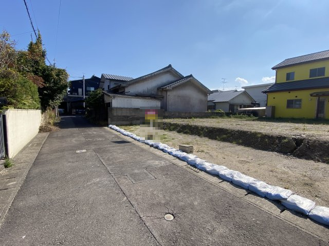 吉野町　売地の前面道路含む現地写真