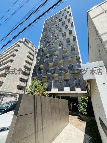 仲介手数料０円！La Facadeの外観